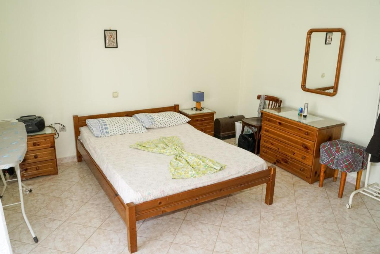 Connie'S Apartments Sarandë Eksteriør billede
